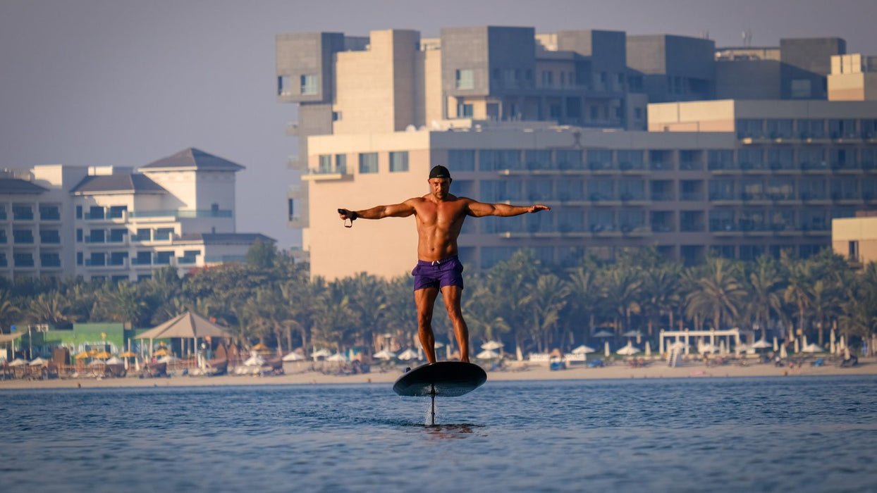 One Hour Fliteboard Experience on The Palm Jumeirah including Instructor
