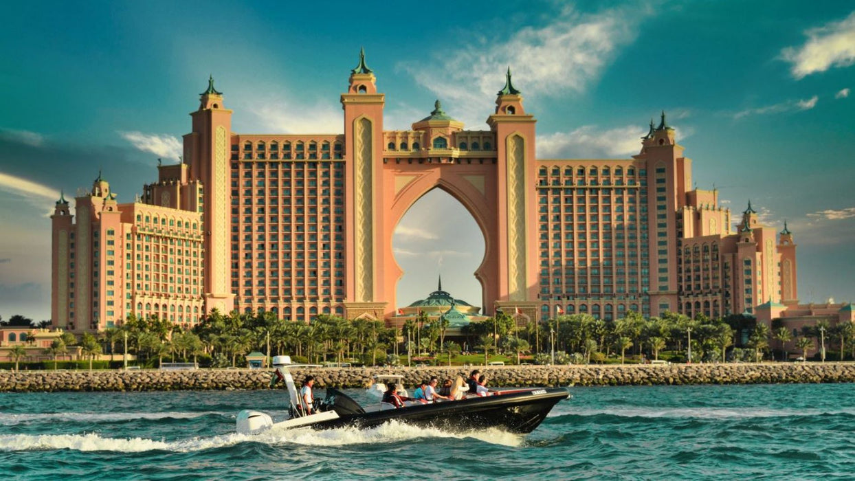 100-Minute Speedboat Excursion Around The Palm for Two