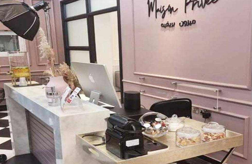Don't Miss Luxe Gelish Manicure and Pedicure at Maison Privee!
