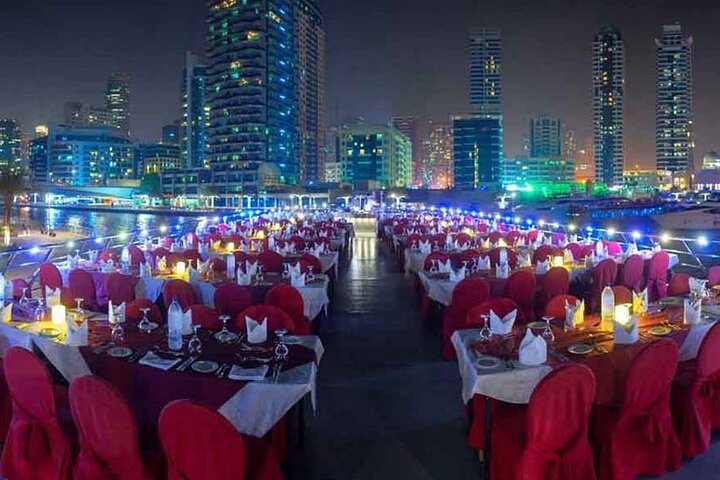 Dubai's Ocean Empress Luxury Dinner Cruise for 1 Person