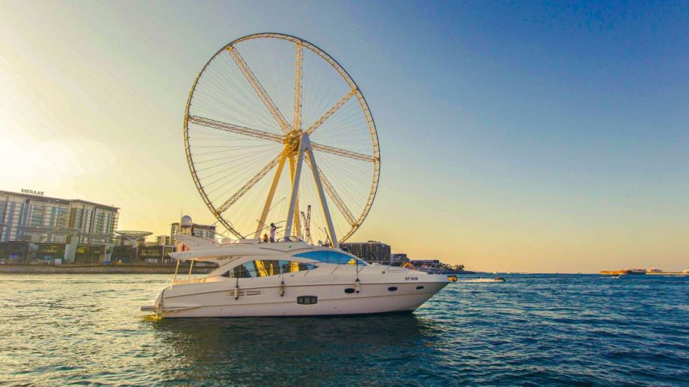 3-Hour Sunset Sightseeing Yacht tour in Dubai Marina Walk