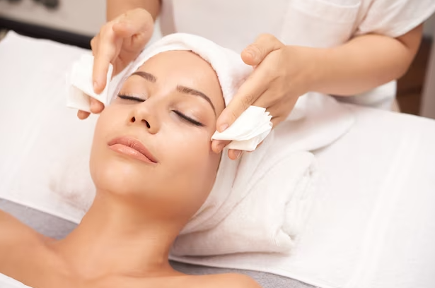 45 Minutes Face Massage with Mask at Egoistka Beauty Salon