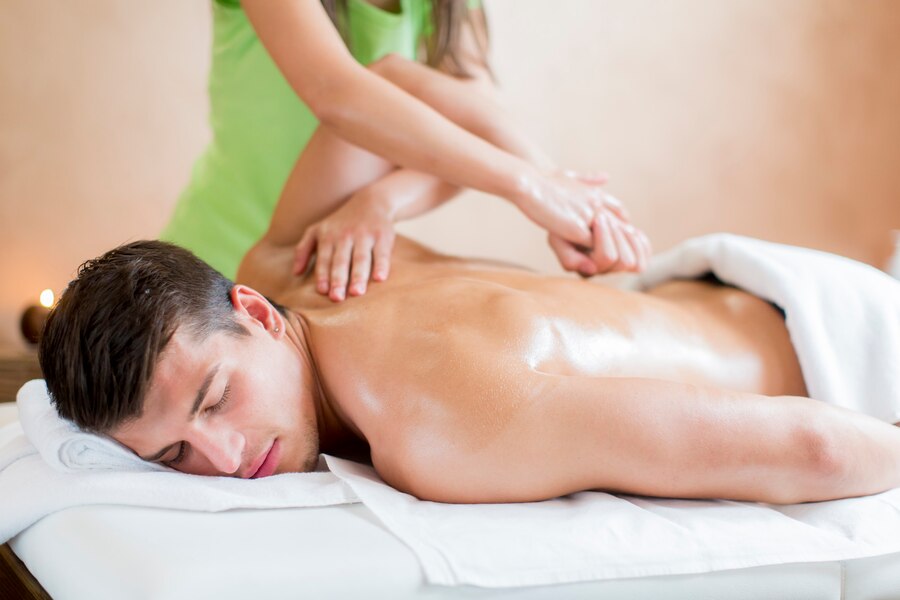 60 Mins Full Body Massage at Rayya Wellness Barsha Heights