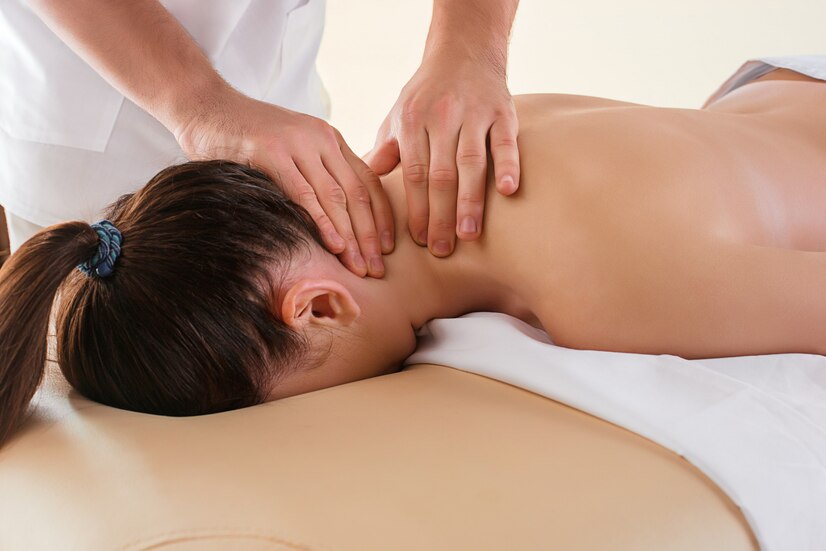 60 Mins Full Body Massage at Rayya Wellness Dubai Marina