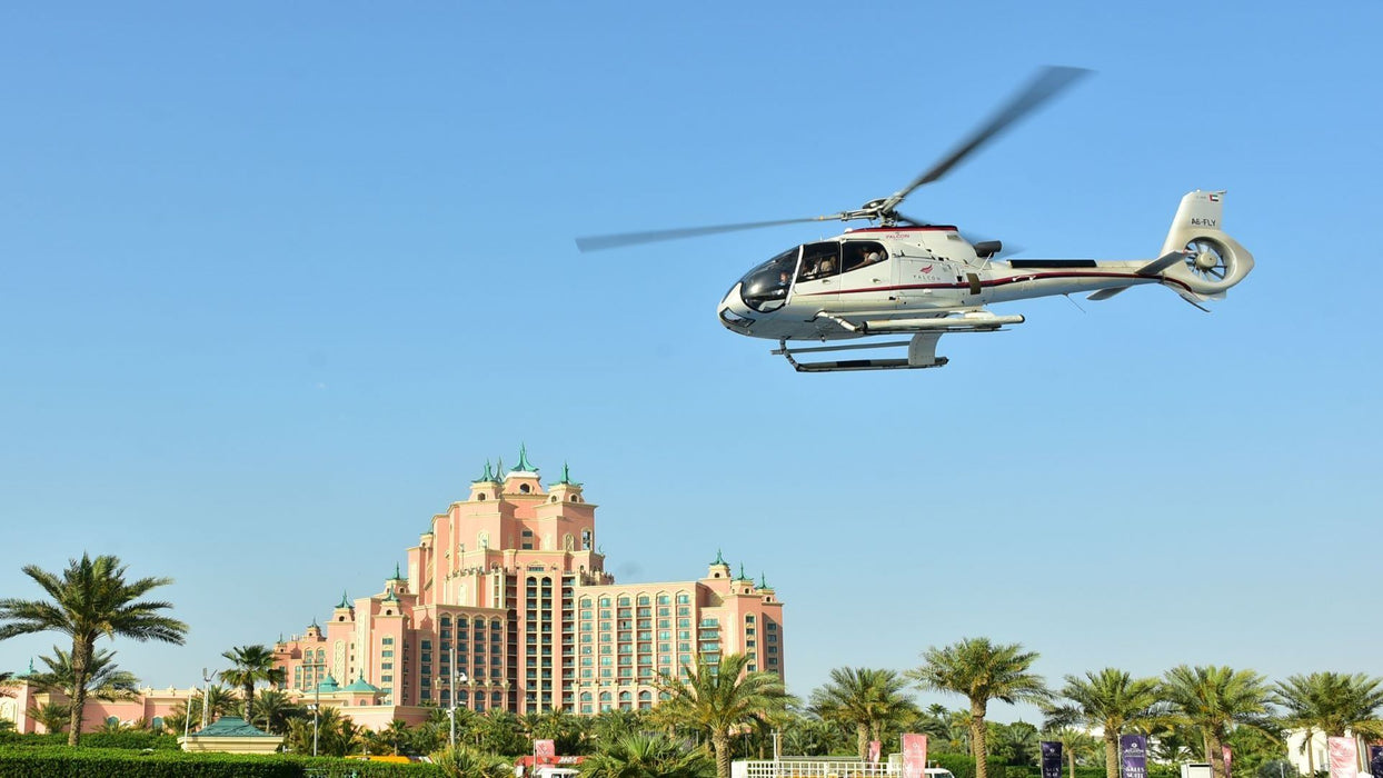 Discover Dubai From The Sky: 25-Minute Helicopter Tour