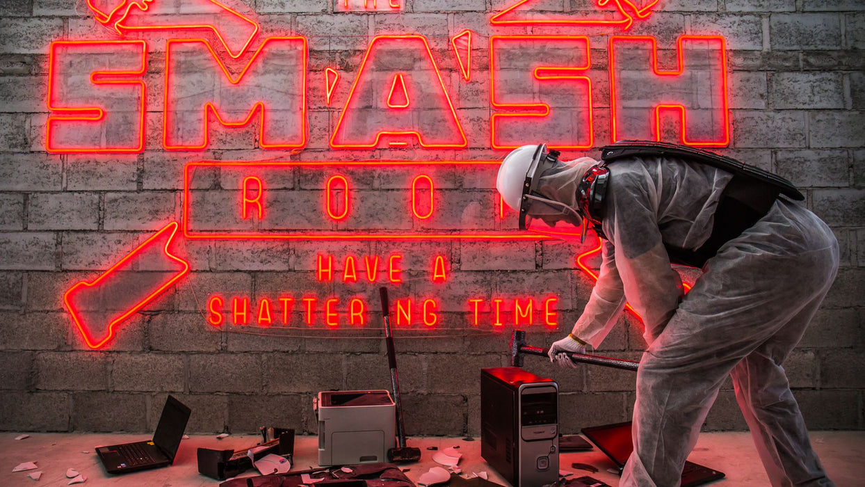 The Smash Room - Smash the stress away and have fun