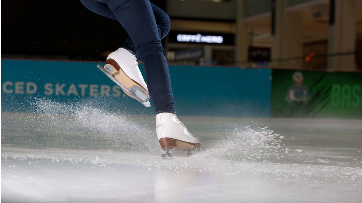 General Admission to Dubai Ice Rink for Two
