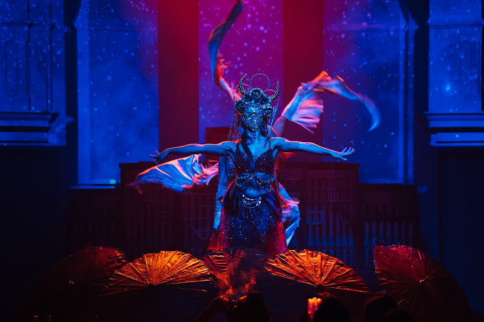 Luxury Dinner Show Experience for One Person at DREAM Dubai