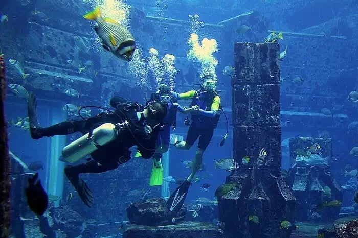 Plunge into Atlantis Ruins and Explore the Ambassador Lagoon