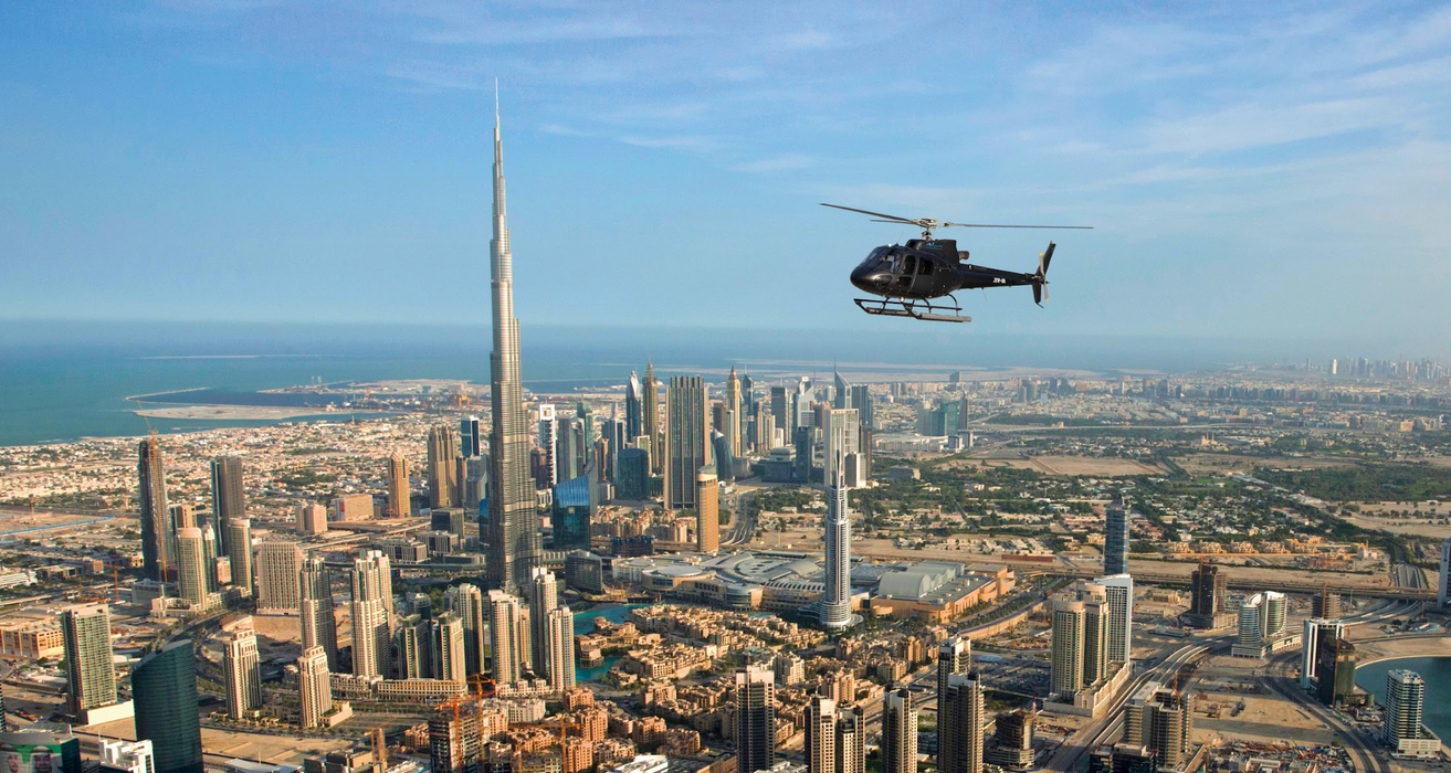 Thrilling Dubai Helicopter Tour Over The Palm + Entry to Dubai Frame