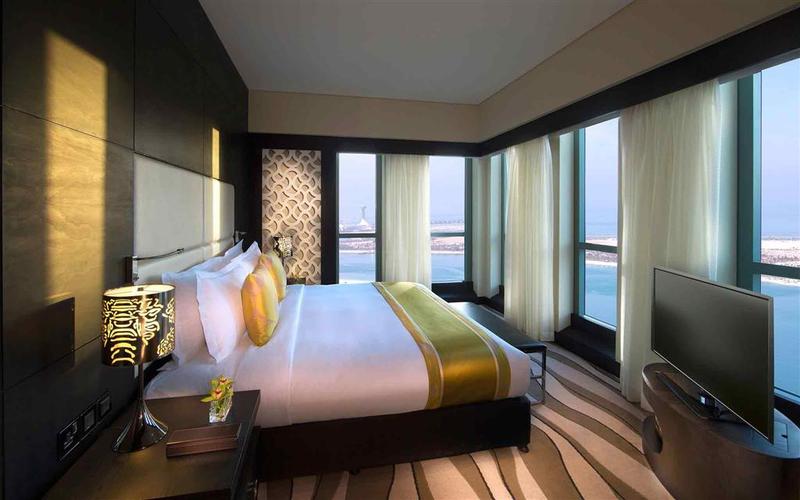 One Night Hotel Stay including Breakfast for Two in Abu Dhabi