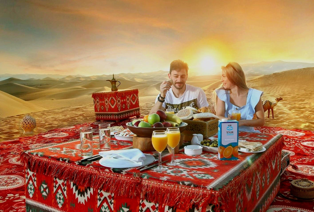Fun Falconry Safari with Breakfast for Two in Dubai